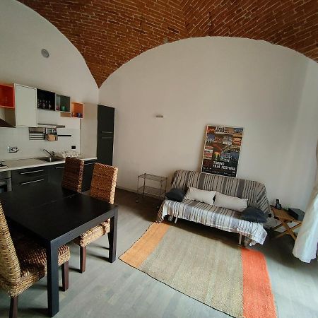 Accogliente Appartamento Tipo Loft Turín Exterior foto