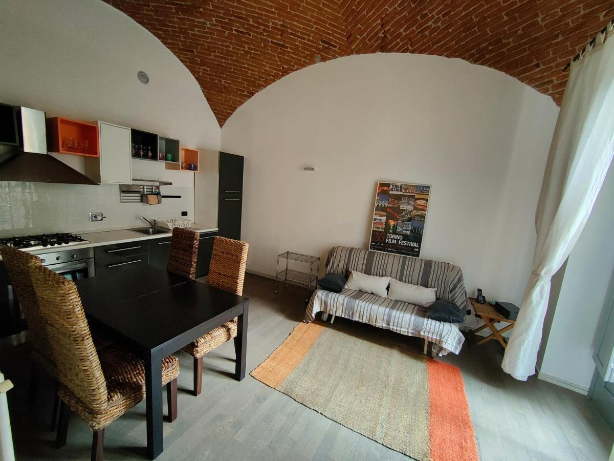 Accogliente Appartamento Tipo Loft Turín Exterior foto